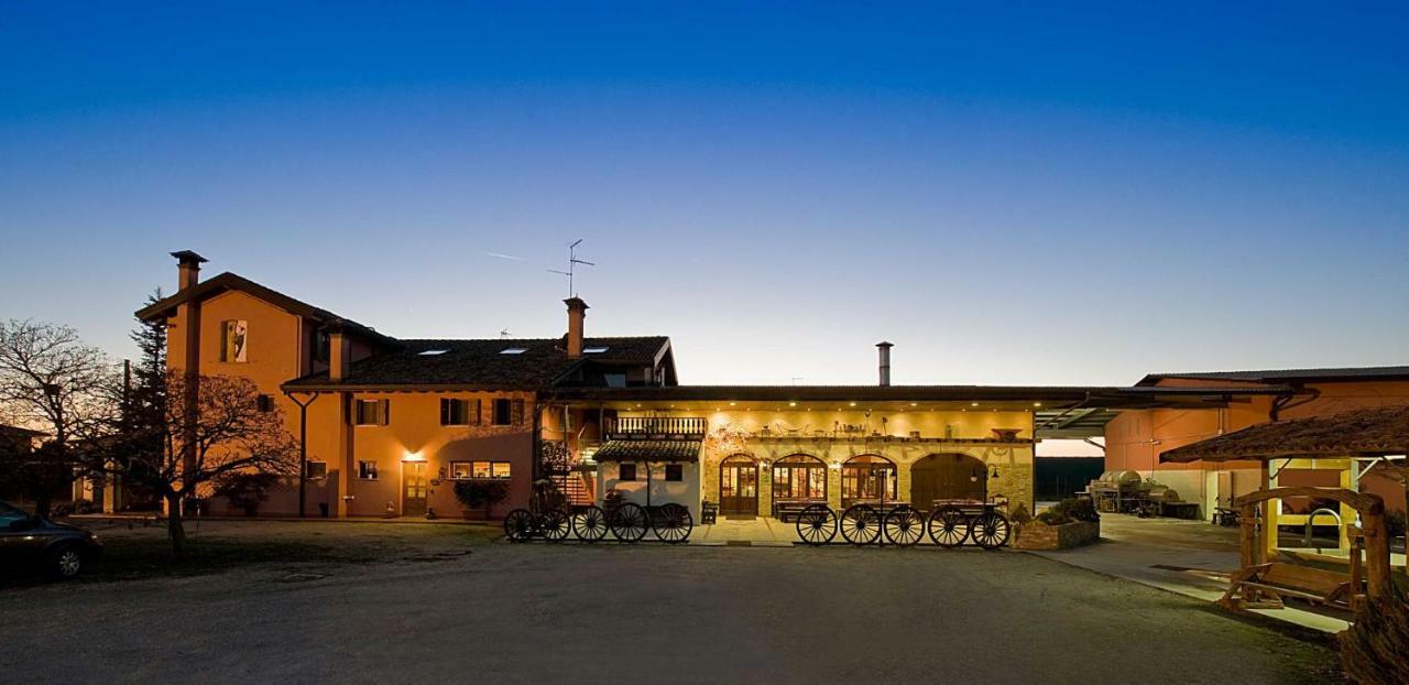 Agriturismo Il Picchio Castions di Strada Εξωτερικό φωτογραφία